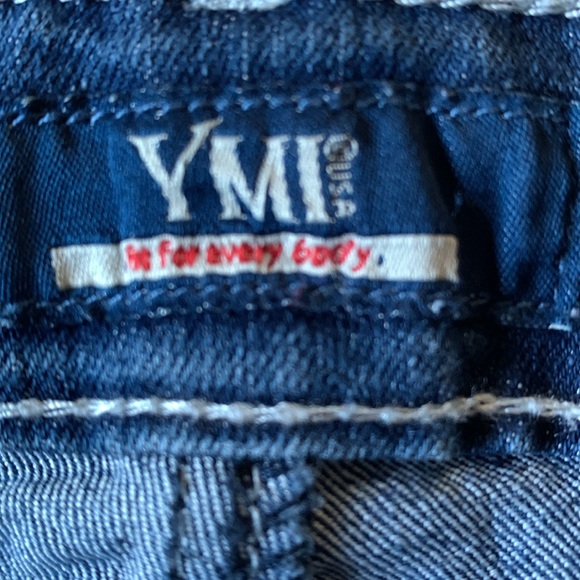 YMI Denim Bootie Shorts EUC - Picture 7 of 8